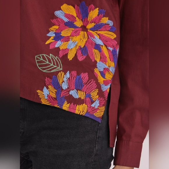 ANTHROPOLOGIE MAEVE Burgundy Embroidered Button Down 4. - Picture 3 of 8